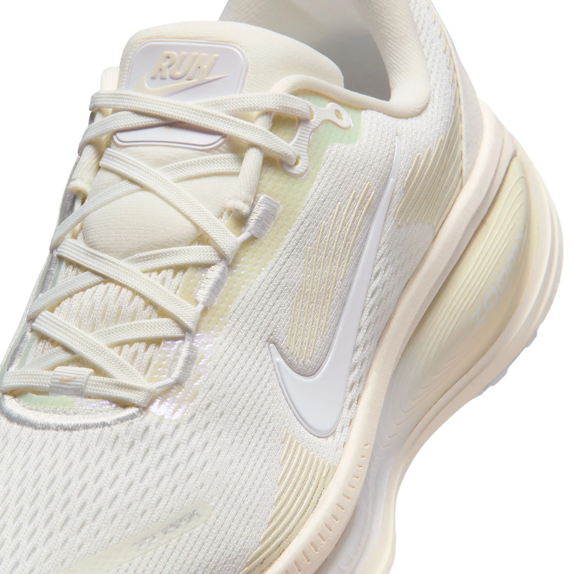 Nike Womens Vomero 18 - Summit White/White Chalk/Sea Glass - Neutral - SP26 - Image 10